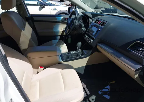 2016 Subaru Legacy 2.5I Premium из США, поврежденный, VIN 4S3BNAE61G3008453